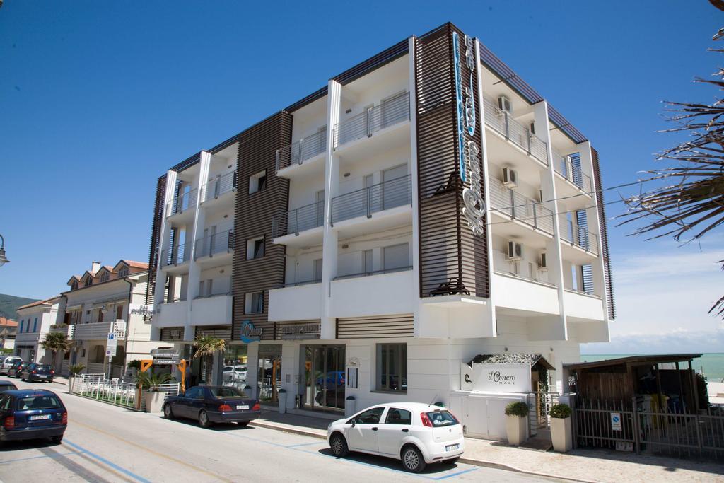 Aparthotel Il Conero Mare Numana Zewnętrze zdjęcie