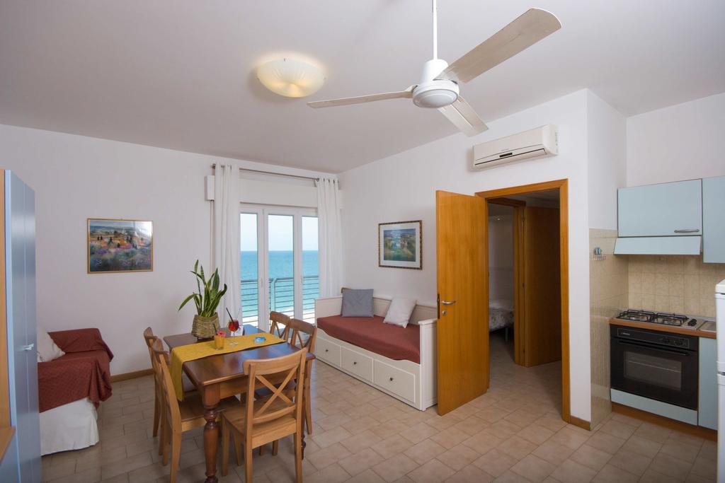 Aparthotel Il Conero Mare Numana Zewnętrze zdjęcie